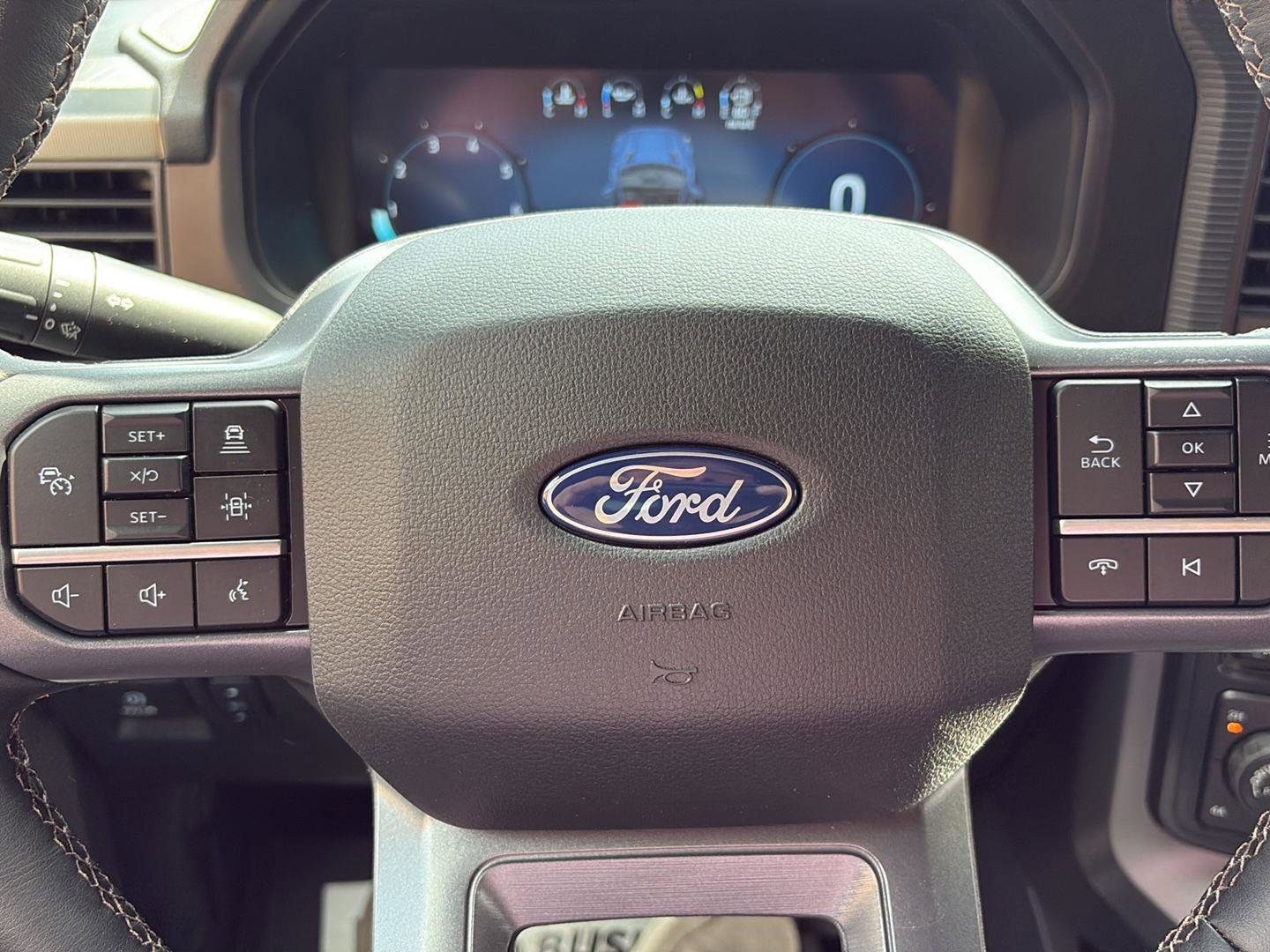 Used 2025 Ford F150 Lariat w/ Equipment Group 502A High AWD/4WD image 11
