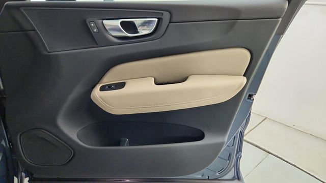 New 2026 Volvo XC60 B5 Plus w/ Protection Package AWD/4WD image 35