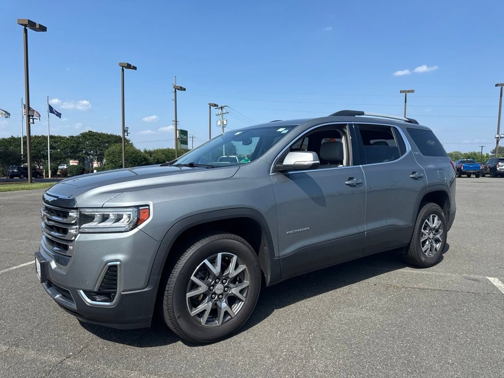 Used 2023 GMC Acadia SLT AWD/4WD image 1