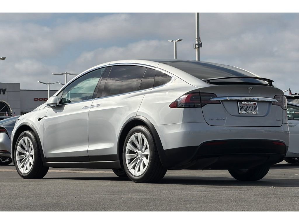 Used 2018 Tesla Model X Long Range image 6