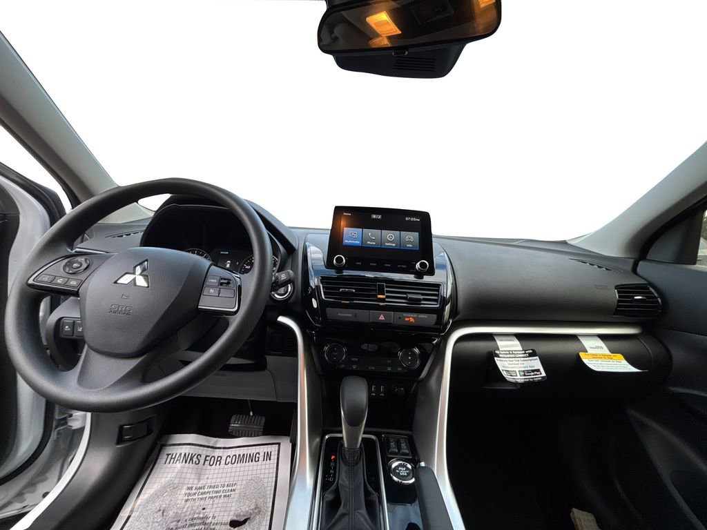 Used 2024 Mitsubishi Eclipse Cross LE AWD/4WD image 12
