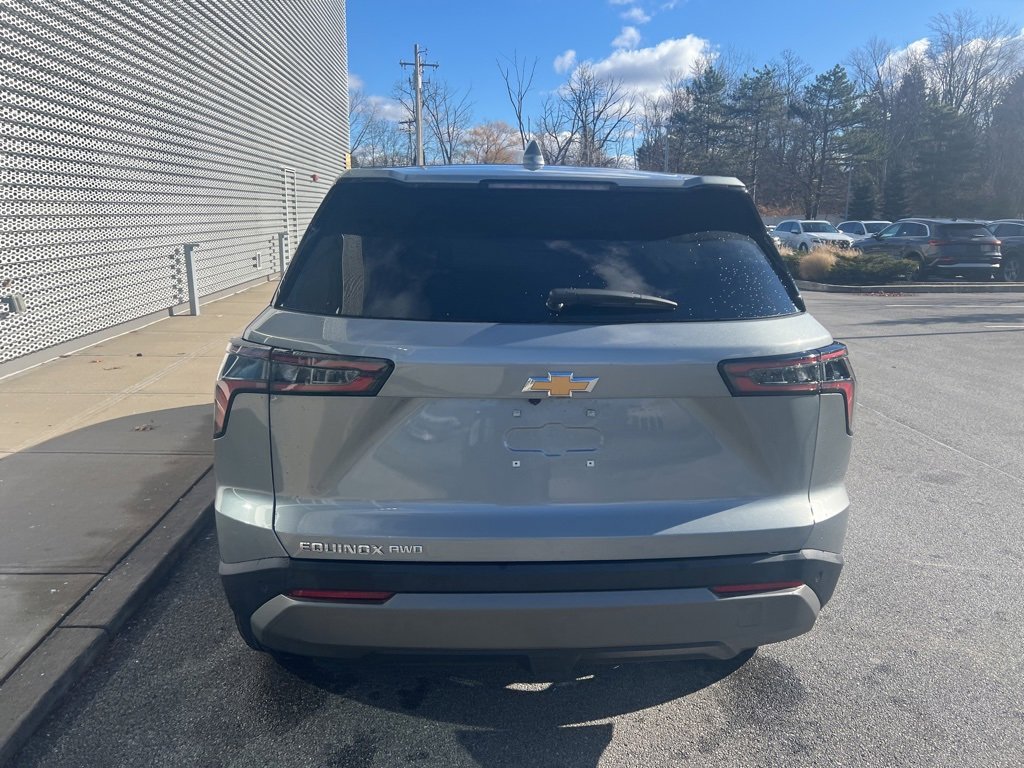 Used 2026 Chevrolet Equinox LT image 35