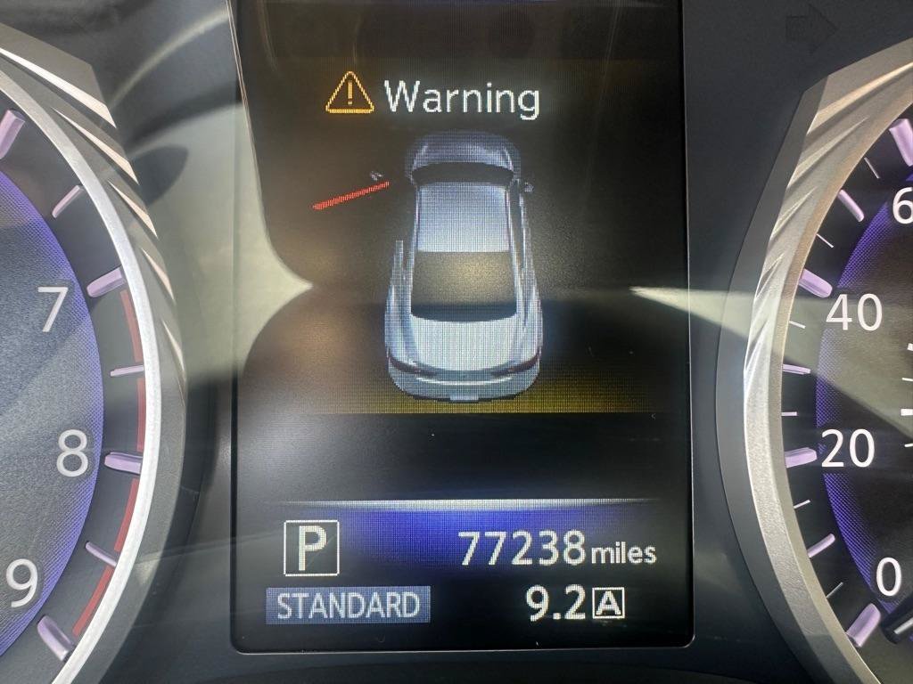 Used 2017 INFINITI Q60 Red Sport 400 RWD image 24