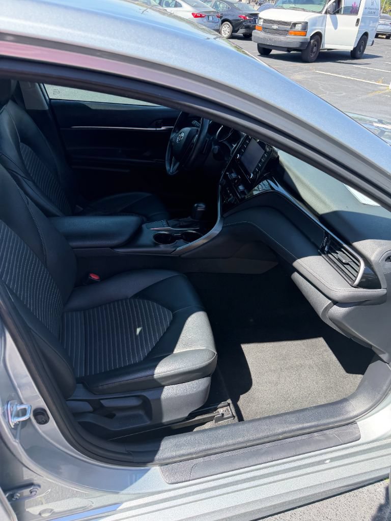 Used 2023 Toyota Camry SE w/ Convenience Package FWD image 22