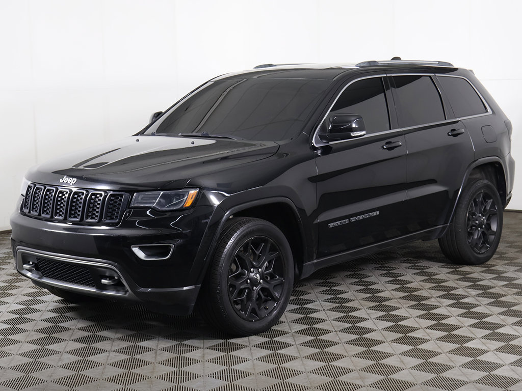 Used 2018 Jeep Grand Cherokee Limited AWD/4WD image 9