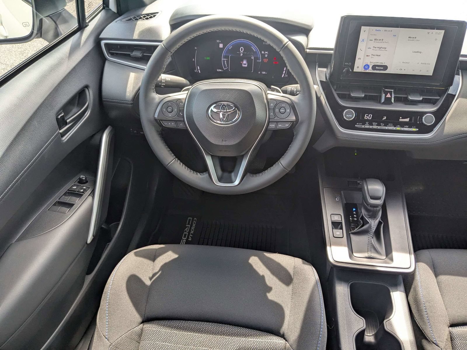 Used 2026 Toyota Corolla Cross AWD Hybrid w/ Moonroof Package image 16