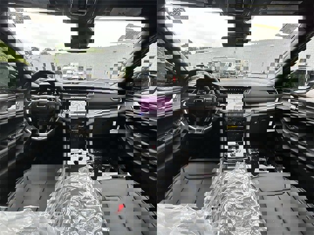 New 2025 Jeep Grand Cherokee L Limited image 12