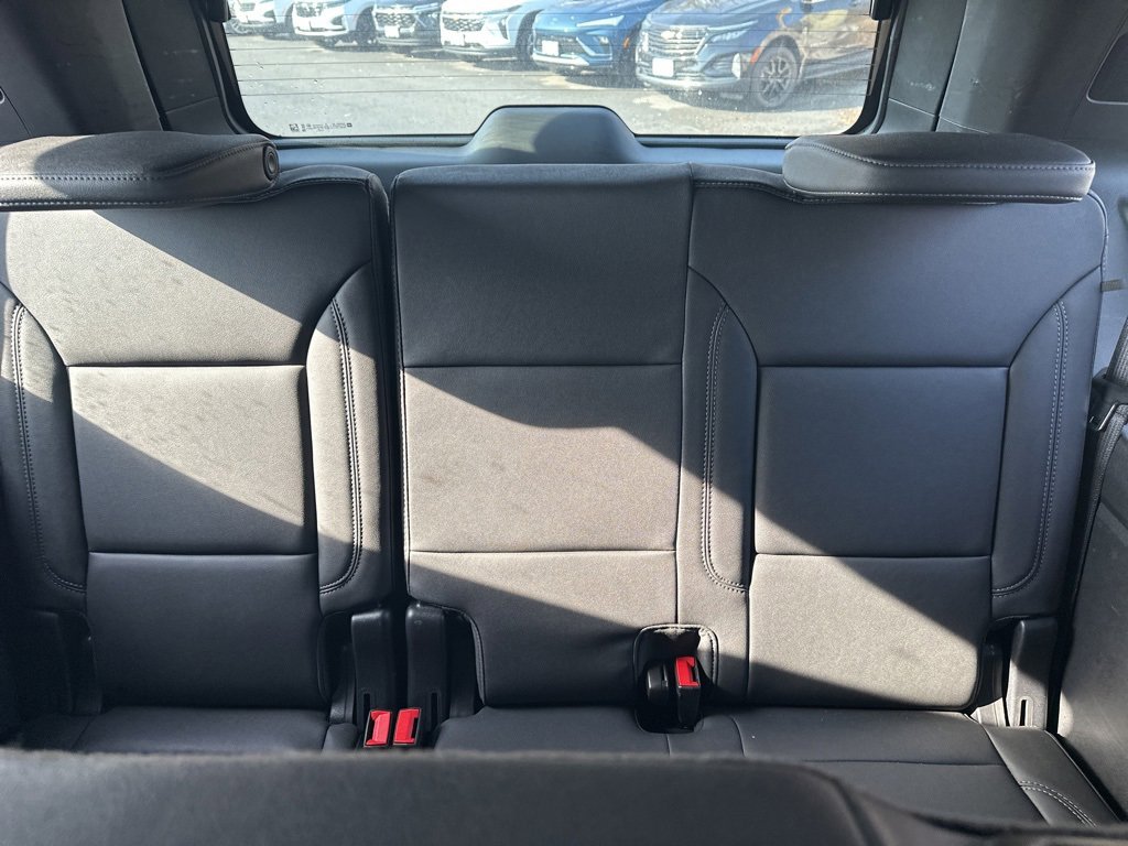 Used 2025 Chevrolet Tahoe LT image 13