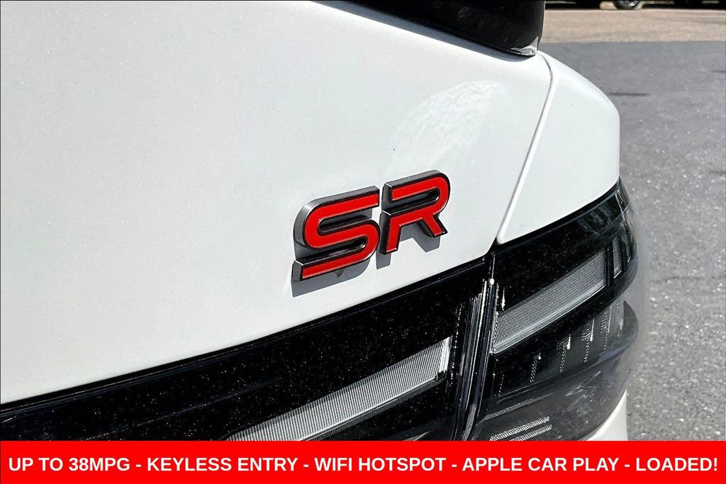New 2026 Nissan Sentra SR w/ Floor Mat Package FWD image 8