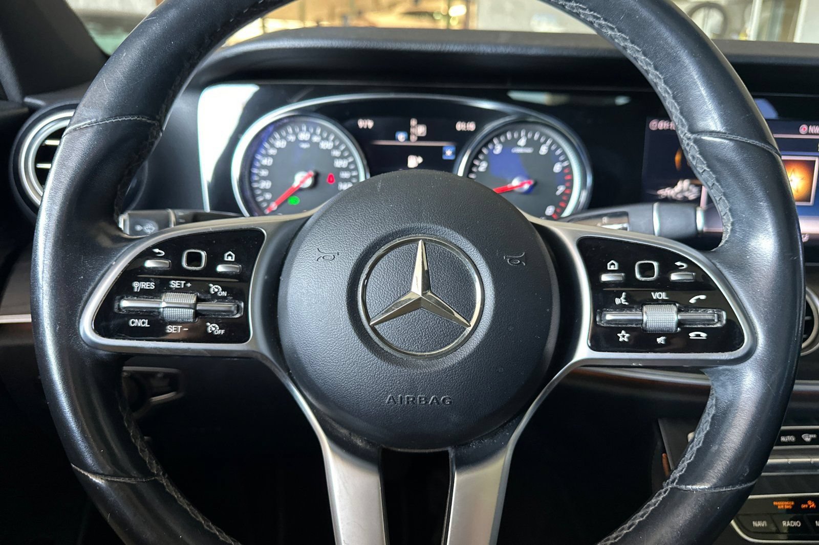 Used 2019 Mercedes-Benz E 300 w/ Premium 1 Package image 20