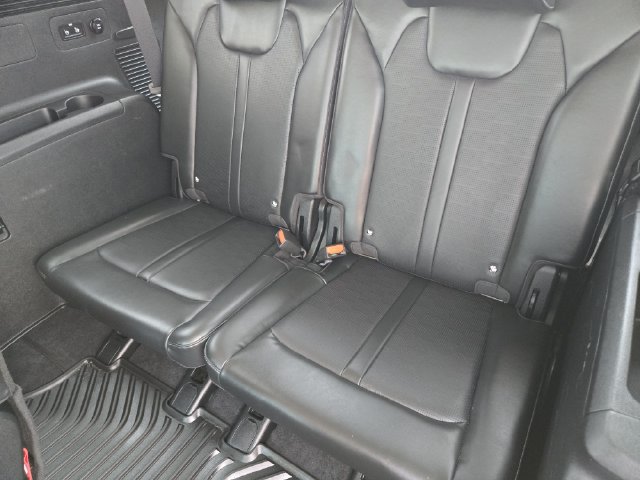 Used 2024 Kia Sorento SX AWD/4WD image 30