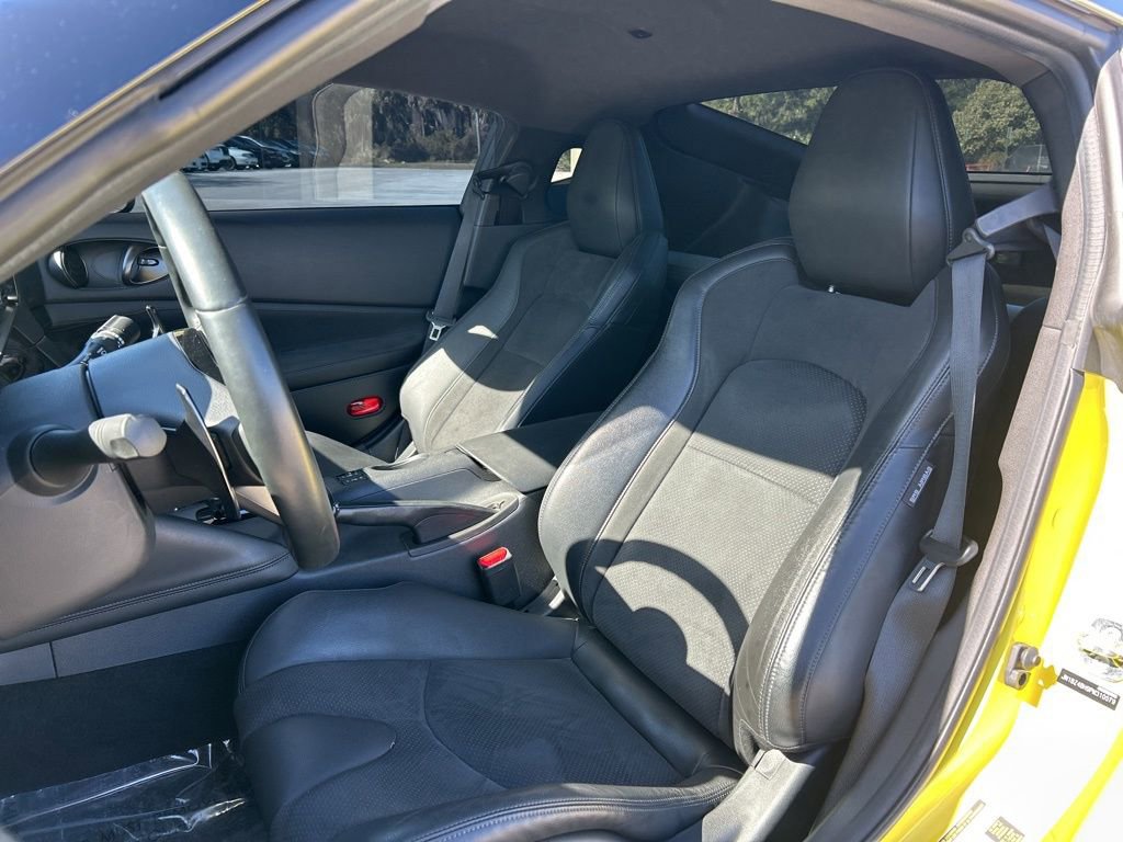 Certified 2023 Nissan Z Performance w/ Floor Mat Package (L93) image 23