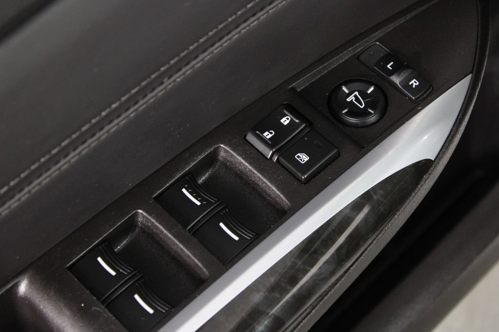 Used 2020 Acura TLX FWD image 23