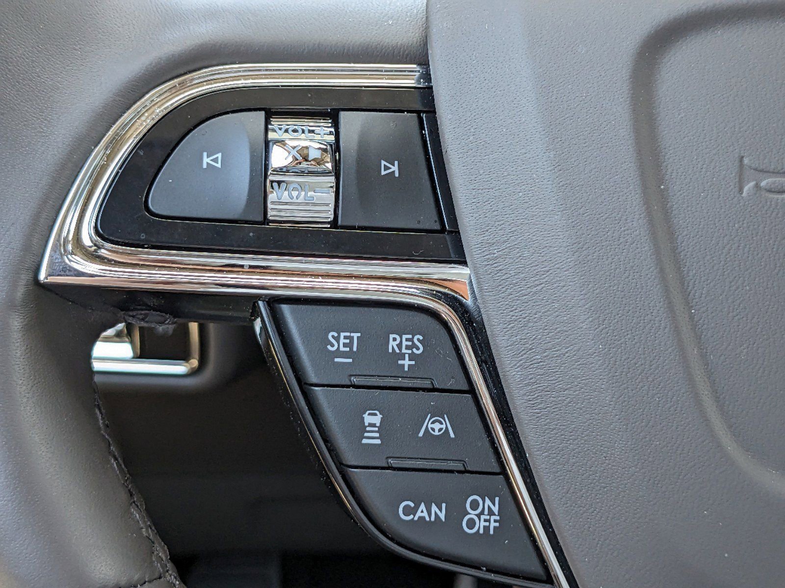 Certified 2023 Lincoln Nautilus Reserve w/ Equipment Group 201A image 28