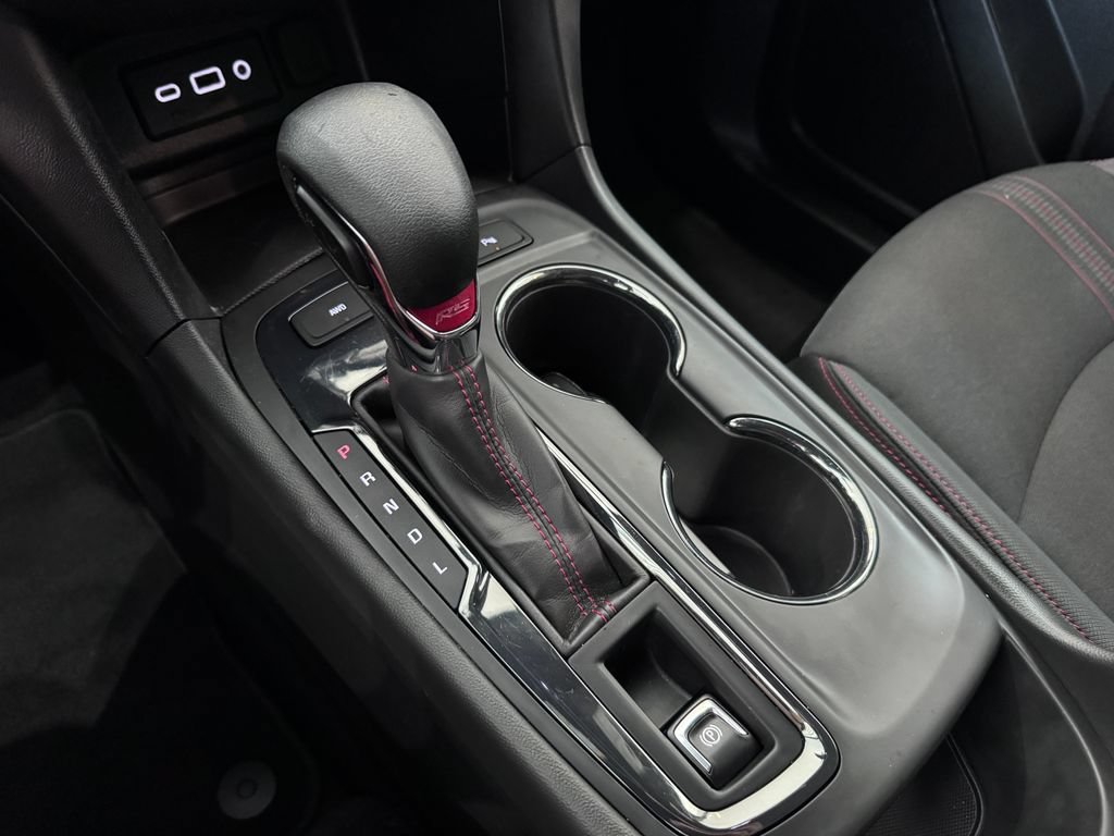 Certified 2023 Chevrolet Equinox RS AWD/4WD image 23
