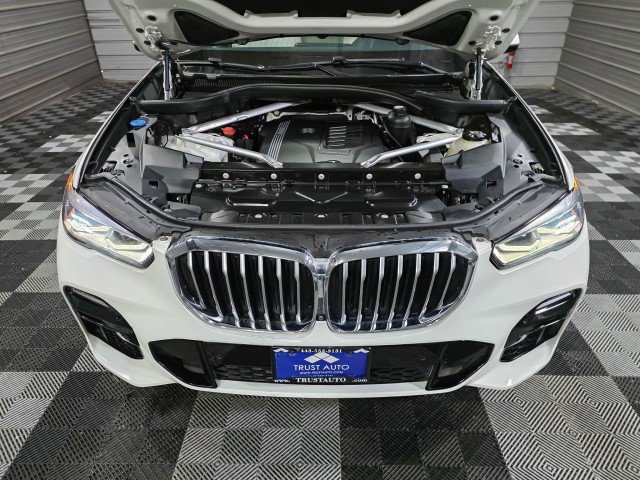 Used 2020 BMW X5 xDrive40i w/ M Sport Package image 44
