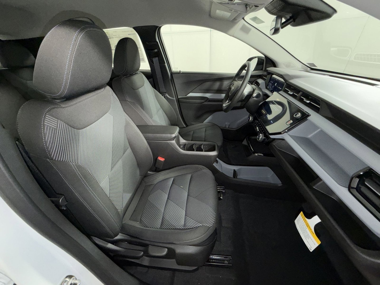 New 2027 Chevrolet Bolt LT w/ Comfort Package image 26