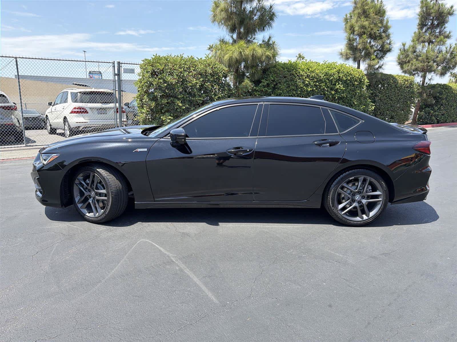 Used 2025 Acura TLX SH-AWD w/ A-SPEC Pkg image 3