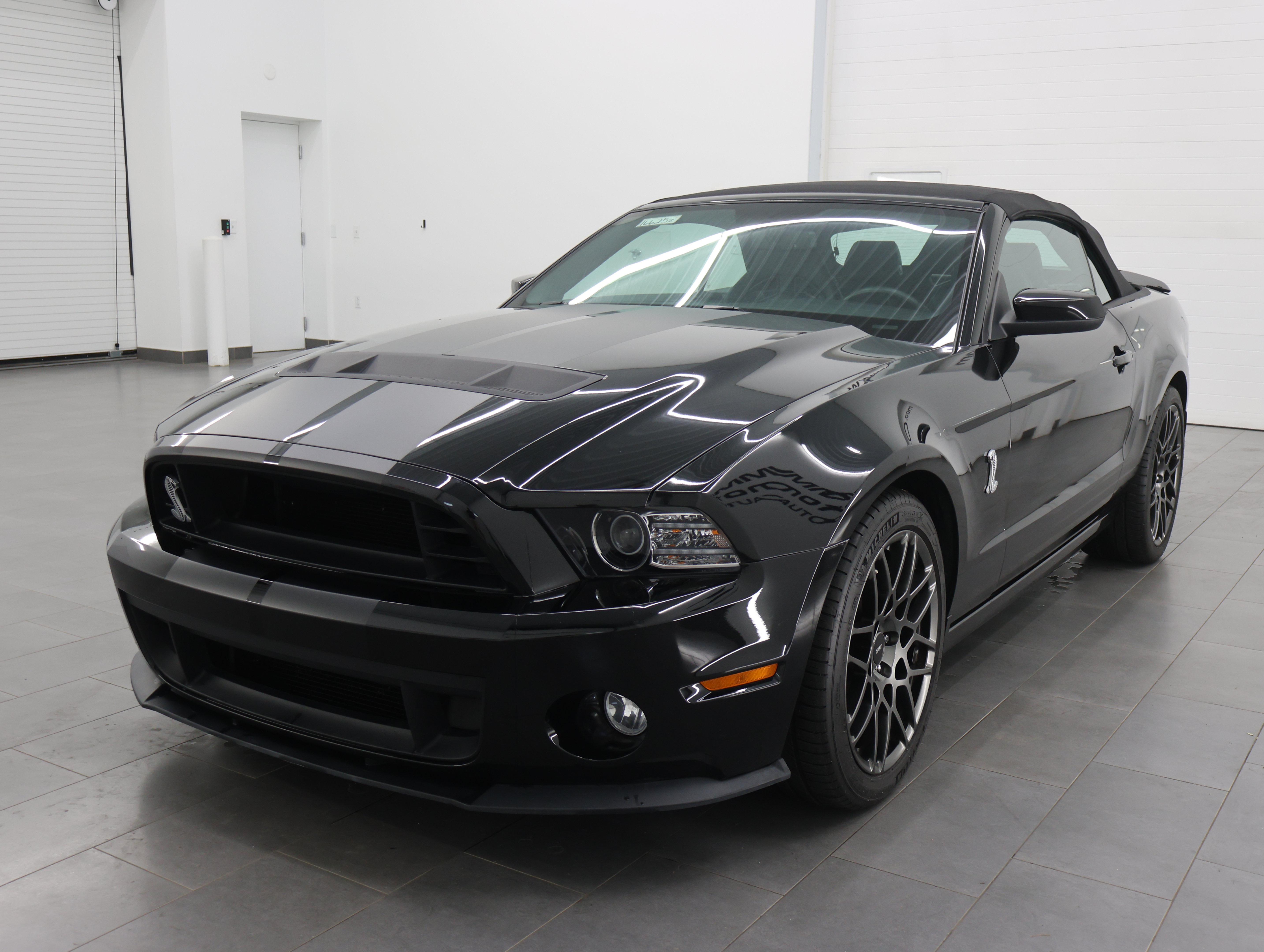 Used 2014 Ford Mustang Shelby GT500 RWD image 6