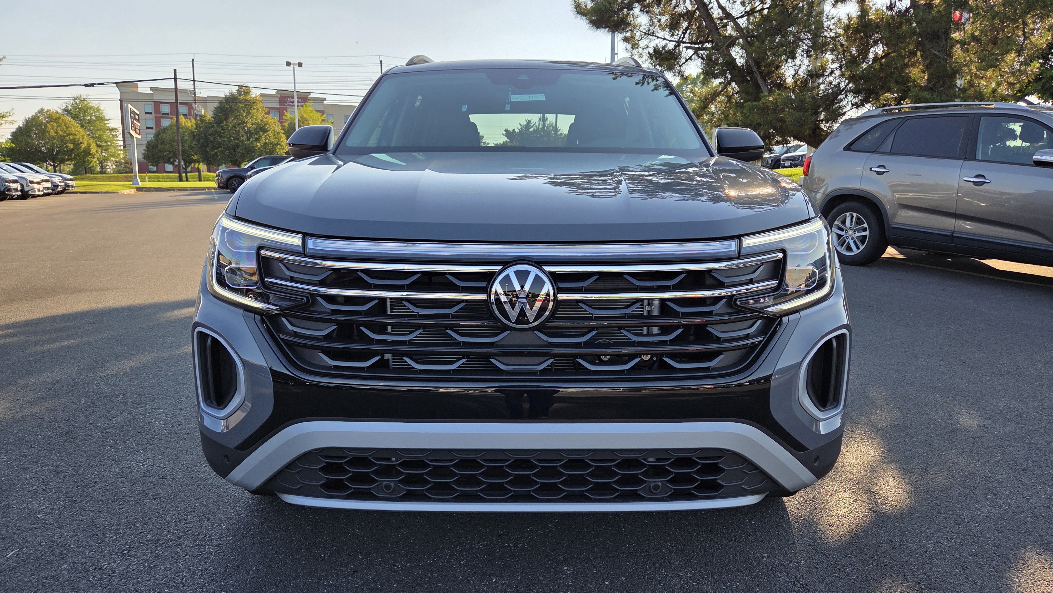 New 2026 Volkswagen Atlas Peak Edition AWD/4WD image 9