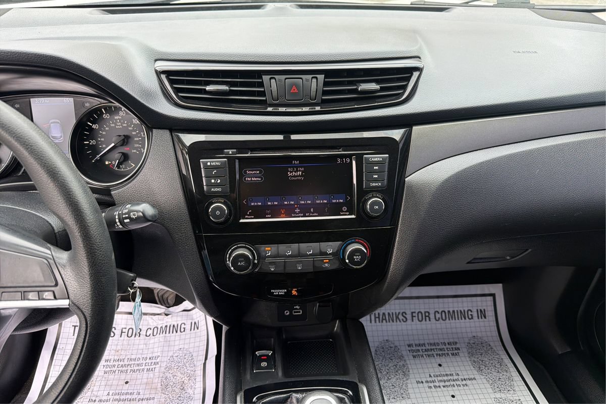 Used 2019 Nissan Rogue Sport S FWD image 12