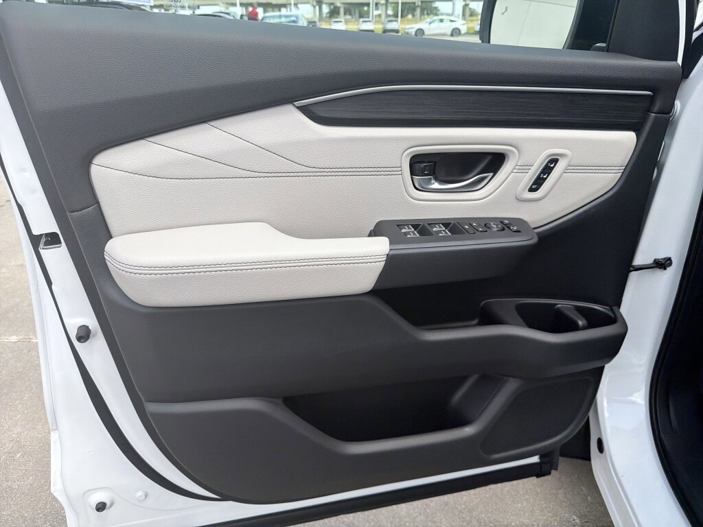 New 2026 Honda Pilot image 15