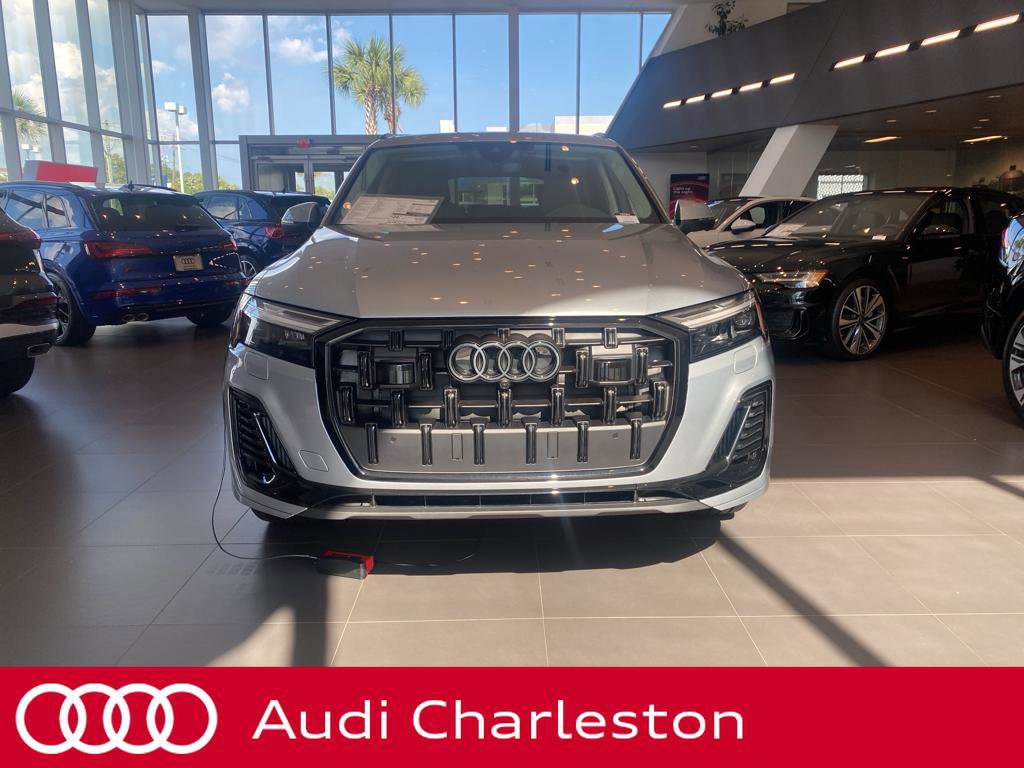 New 2025 Audi Q7 3.0T Premium Plus