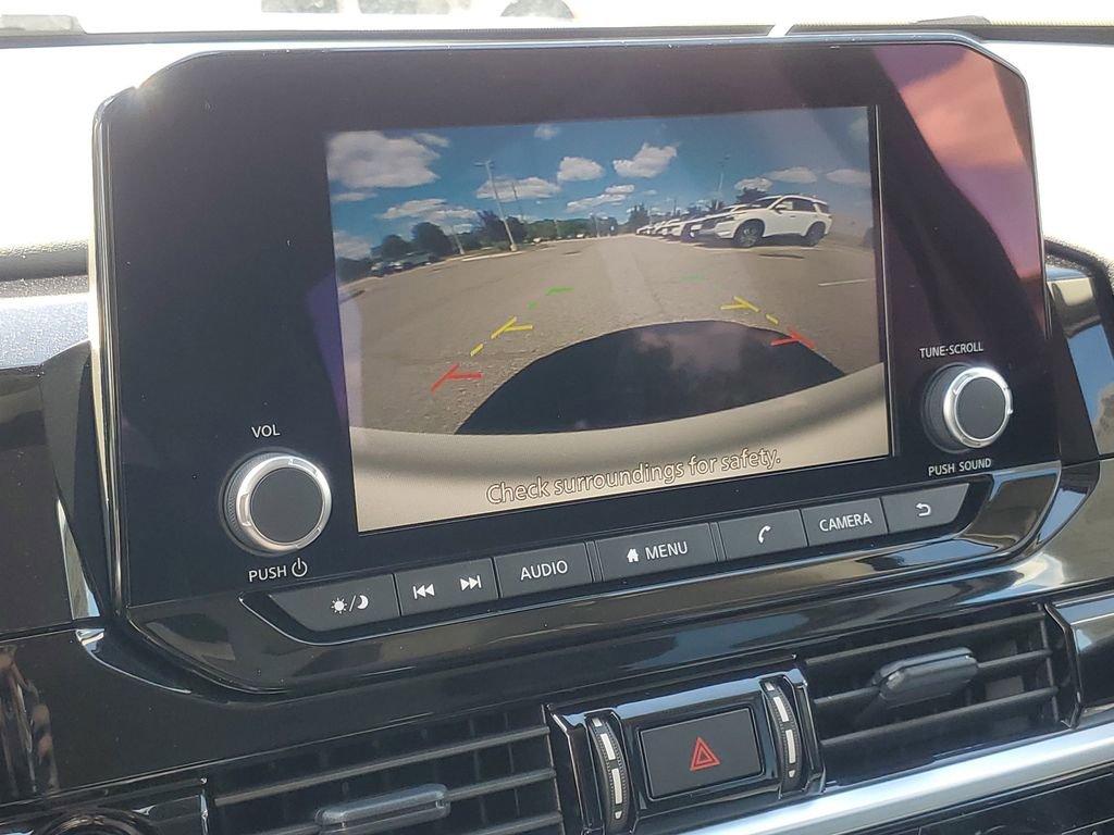 New 2025 Nissan Pathfinder SV w/ Black Appearance Package image 20