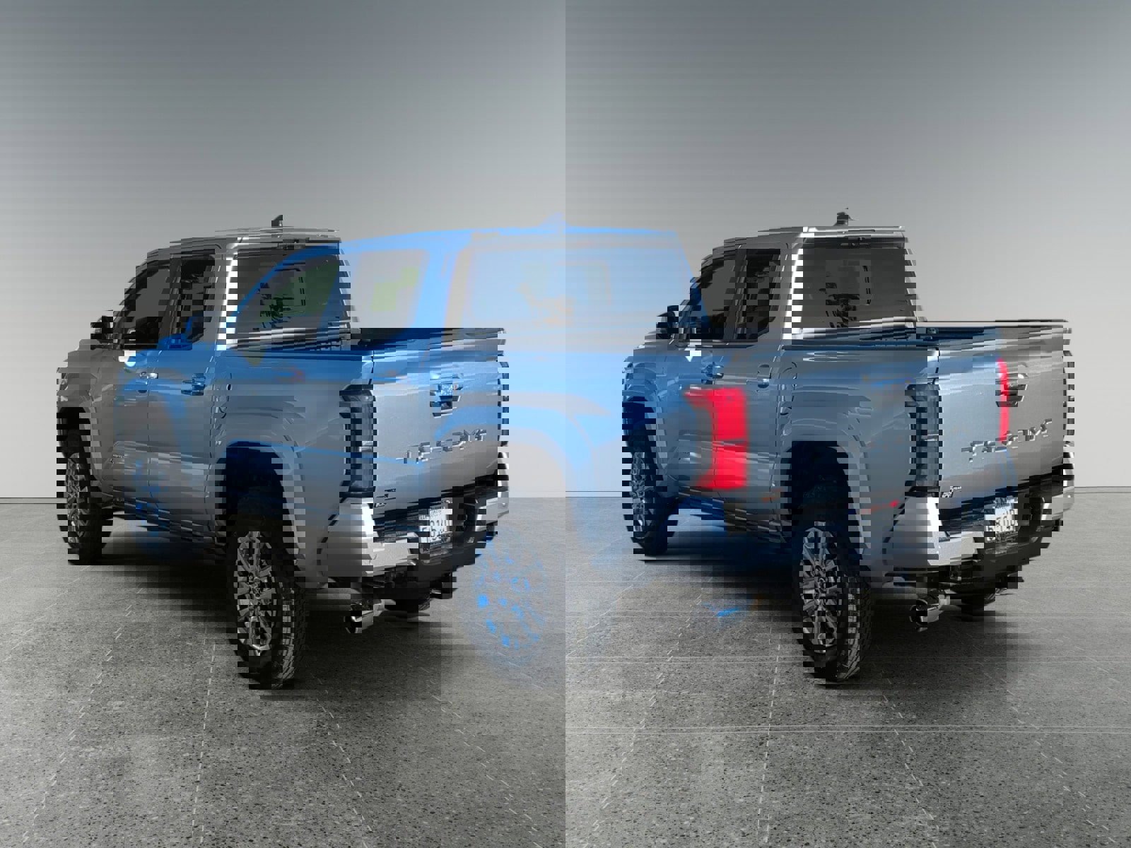 Used 2024 Toyota Tacoma Limited image 3