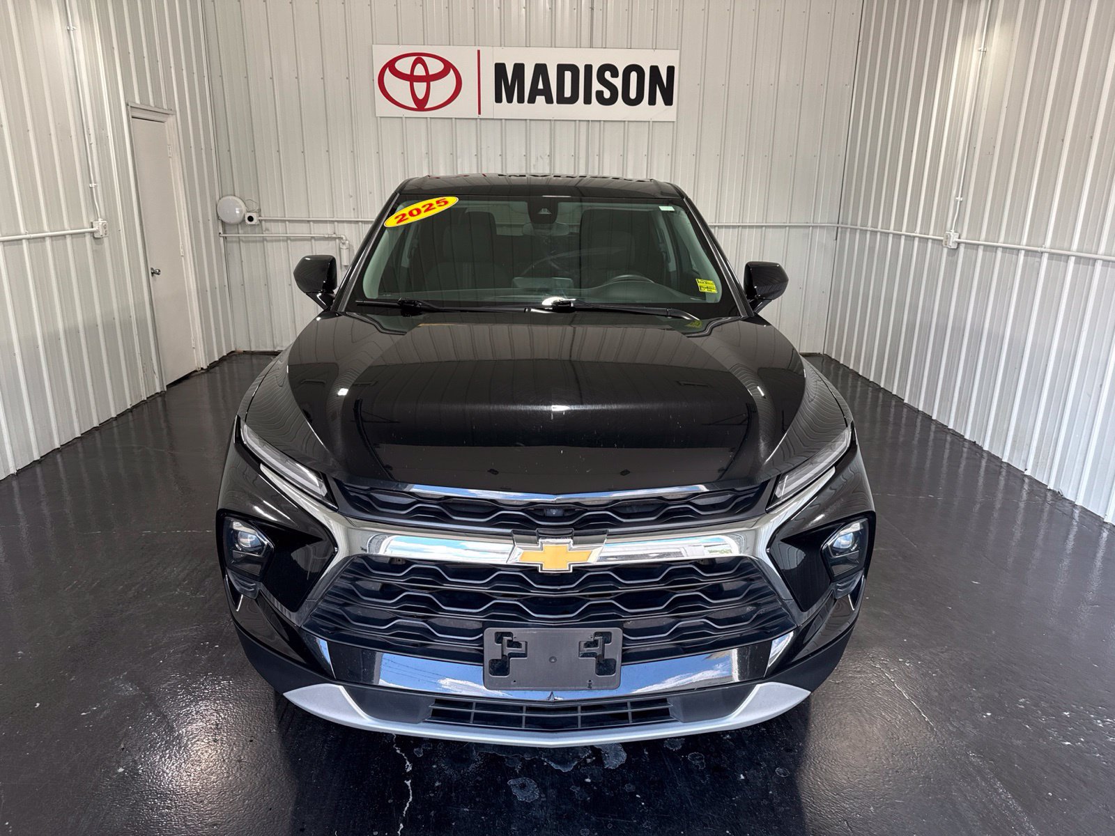 Used 2025 Chevrolet Blazer LT AWD/4WD image 7