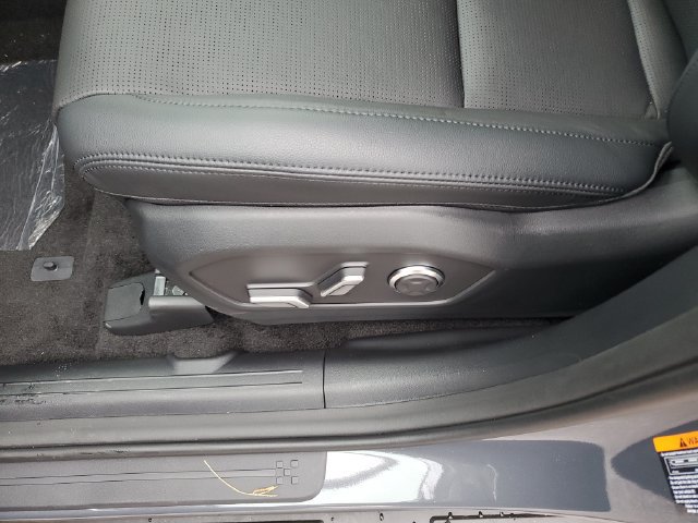 New 2027 Hyundai Santa Fe Limited AWD/4WD image 17