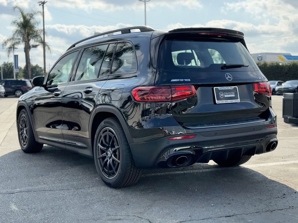 New 2025 Mercedes-Benz GLB 35 AMG 4MATIC image 10