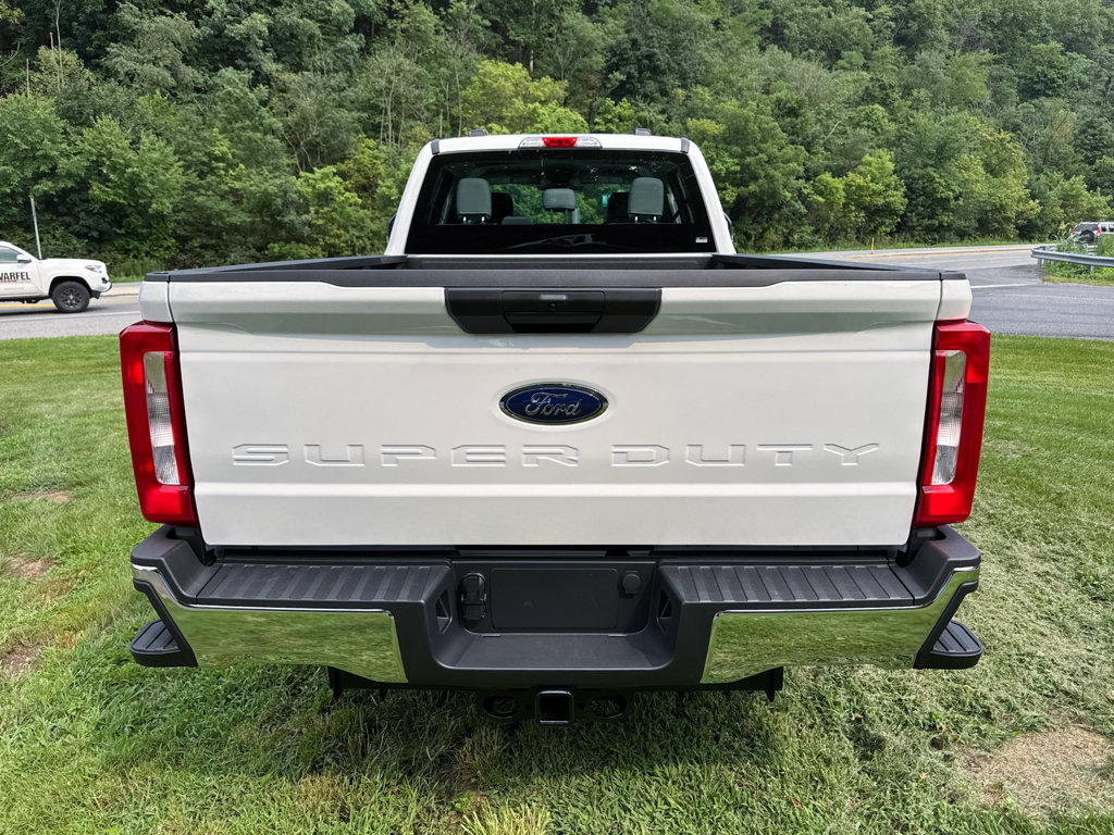 New 2026 Ford F250 XL w/ FX4 Off-Road Package AWD/4WD image 11