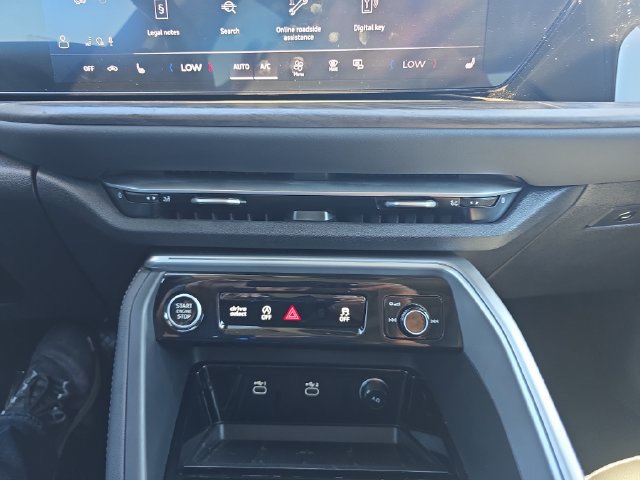 Used 2025 Audi Q5 Premium w/ Convenience Package AWD/4WD image 27