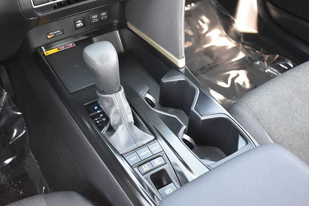 Used 2025 Toyota Camry LE FWD image 22