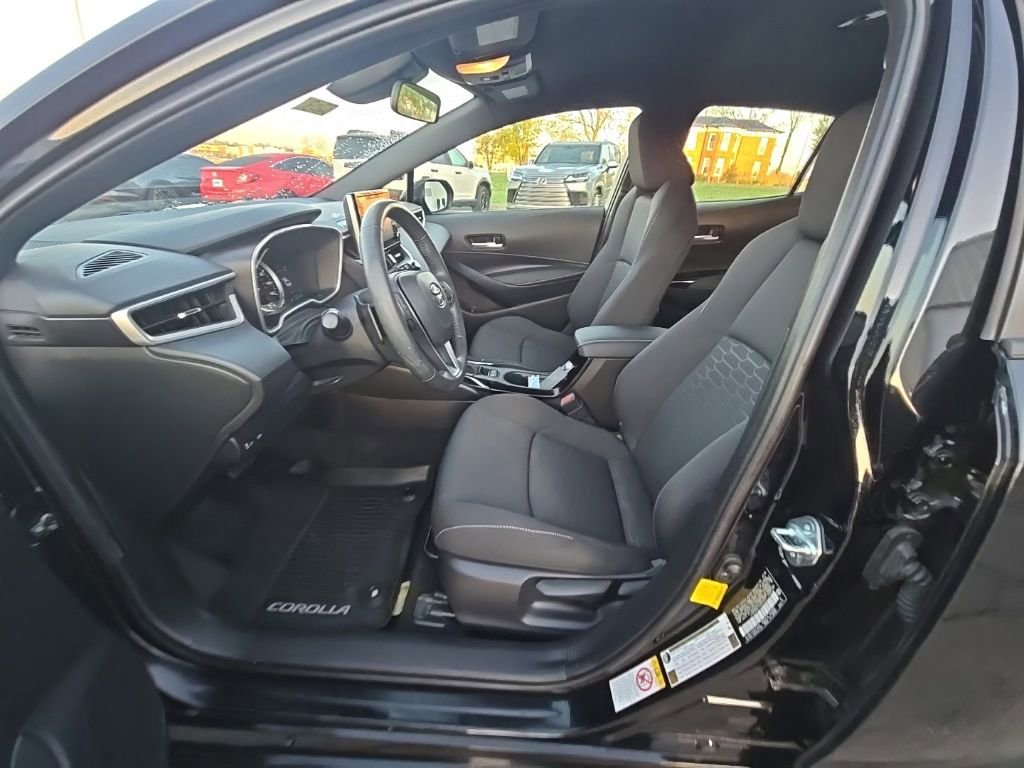 Used 2019 Toyota Corolla SE w/ SE Option Package image 13