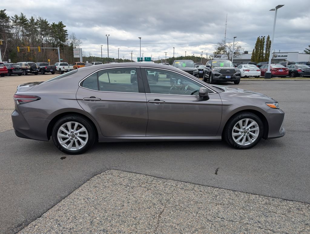 Used 2023 Toyota Camry LE AWD/4WD image 6