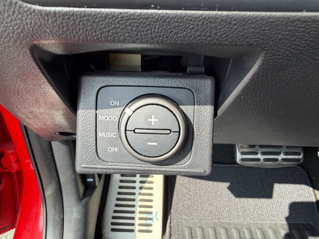 Used 2013 Kia Forte Koup SX w/ Tech Pkg FWD image 20