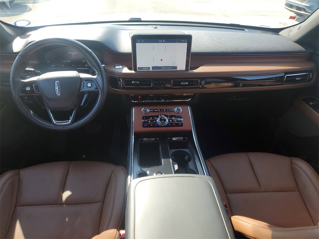 Used 2020 Lincoln Aviator Reserve w/ Elements Package Plus image 15