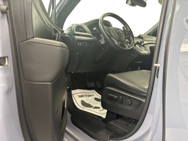 Used 2023 Honda Odyssey Sport image 8