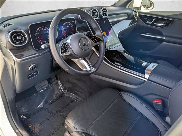 Used 2025 Mercedes-Benz GLC 300 image 13