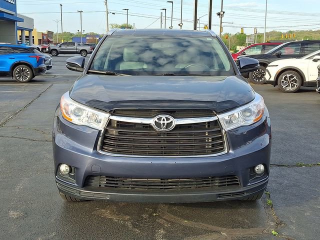 Used 2016 Toyota Highlander XLE image 2