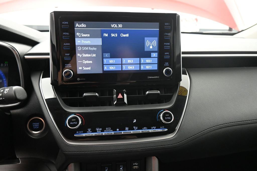 Used 2022 Toyota Corolla Cross XLE FWD image 19
