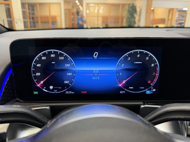 Certified 2025 Mercedes-Benz GLB 250 4MATIC w/ Winter Package image 11