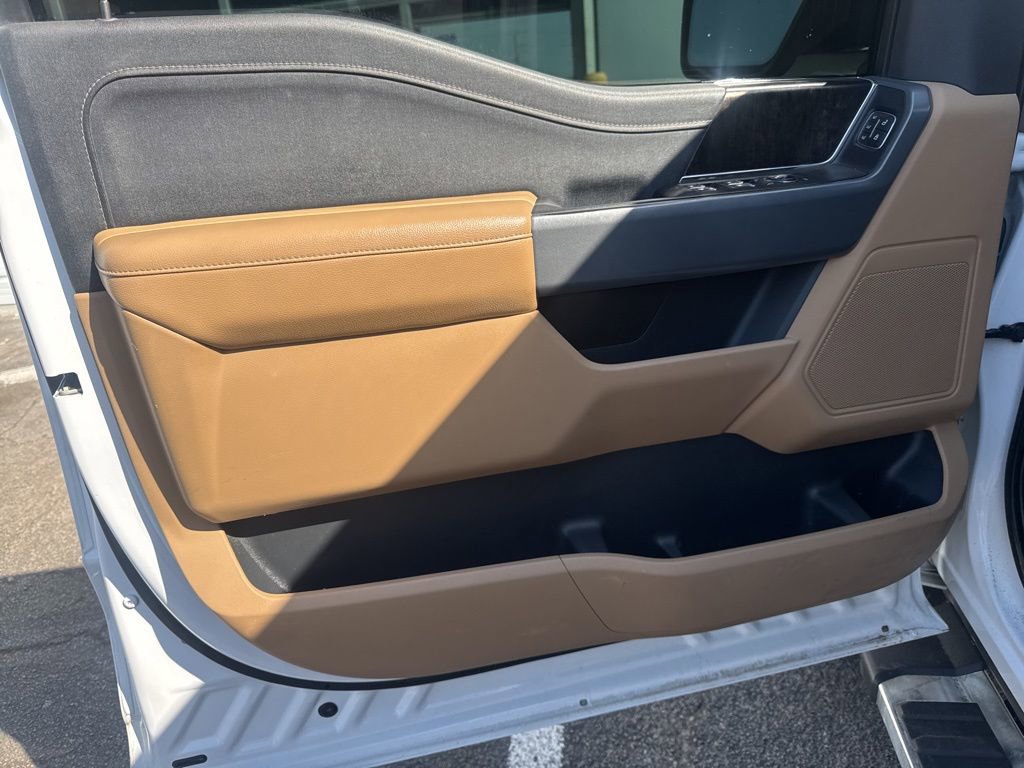 Used 2021 Ford F150 Lariat w/ Trailer Tow Package image 10