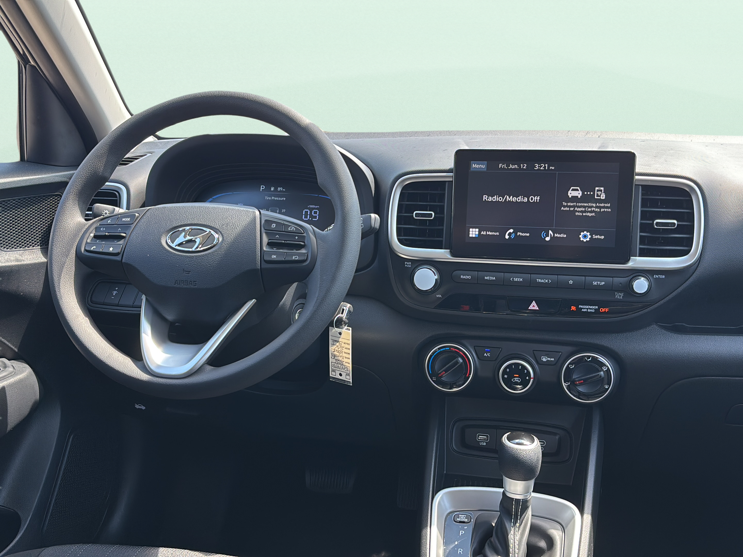 New 2026 Hyundai Venue SE FWD image 11