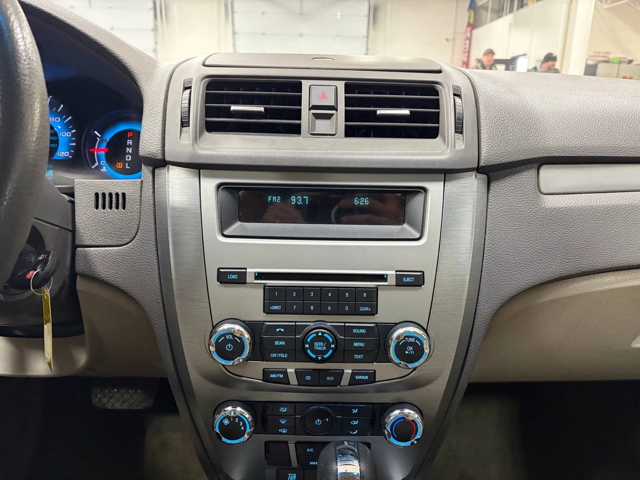 Used 2012 Ford Fusion SE image 23