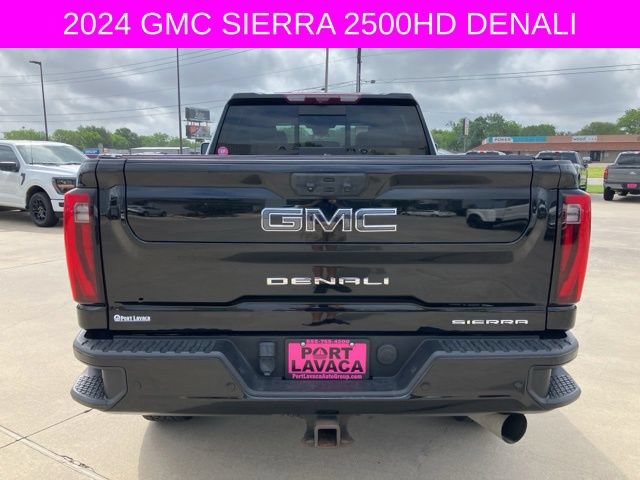 Used 2024 GMC Sierra 2500 Denali Ultimate AWD/4WD image 6
