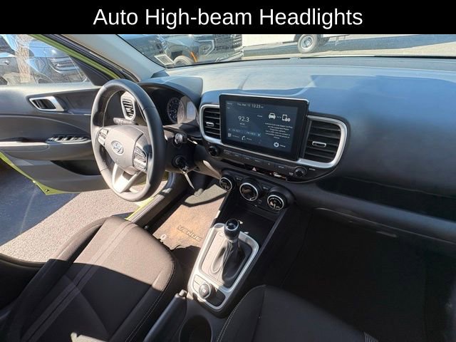 Used 2020 Hyundai Venue SEL w/ Convenience Package image 19