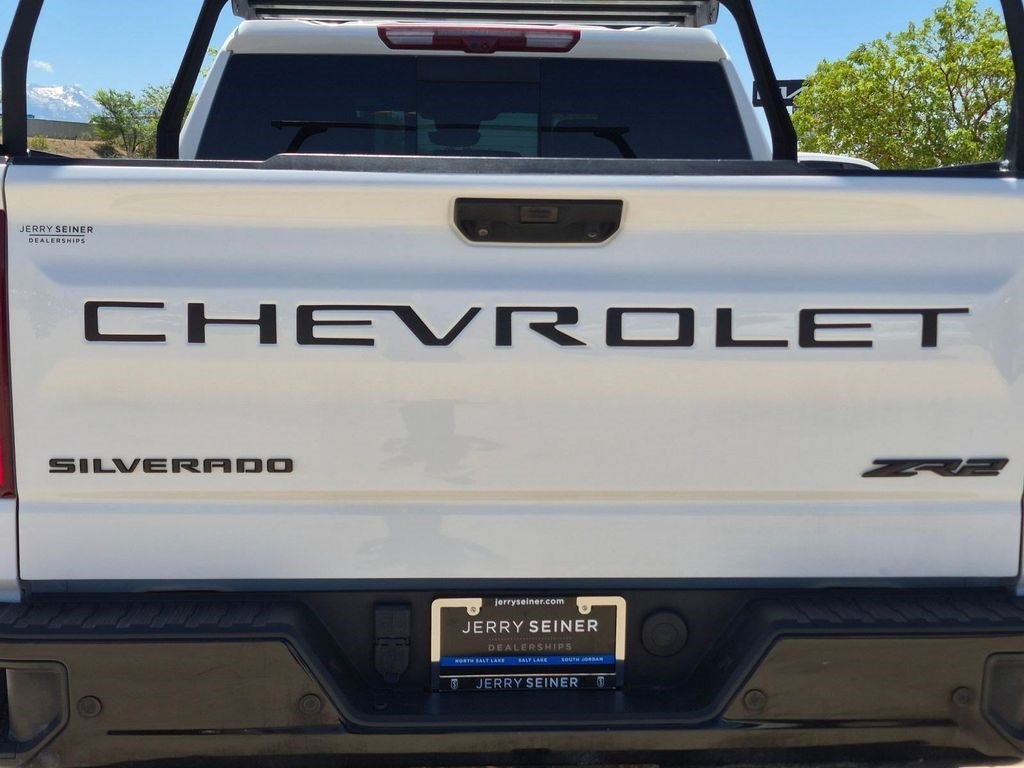 Certified 2023 Chevrolet Silverado 1500 ZR2 w/ Technology Package AWD/4WD image 14